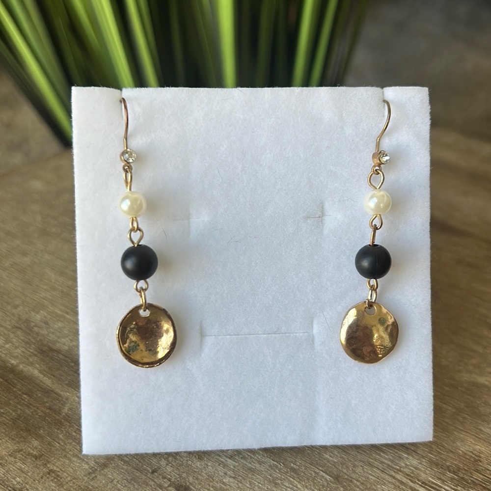 Gold, black, and pearl costume earrings. Gently worn.